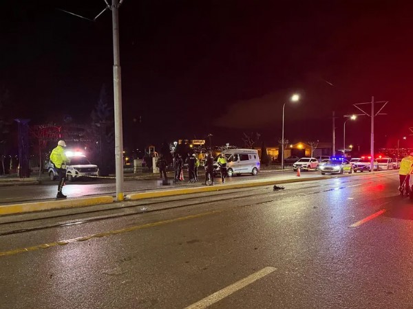 Eskişehir'de katliam gibi kaza! Çok sayıda kişi hayatını kaybetti